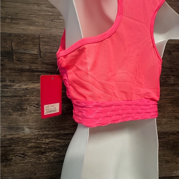 Leo Poldo Vibrant Coral Pink Textured Racerback Sports Bra with Breathable Mesh - Picture 2 of 7